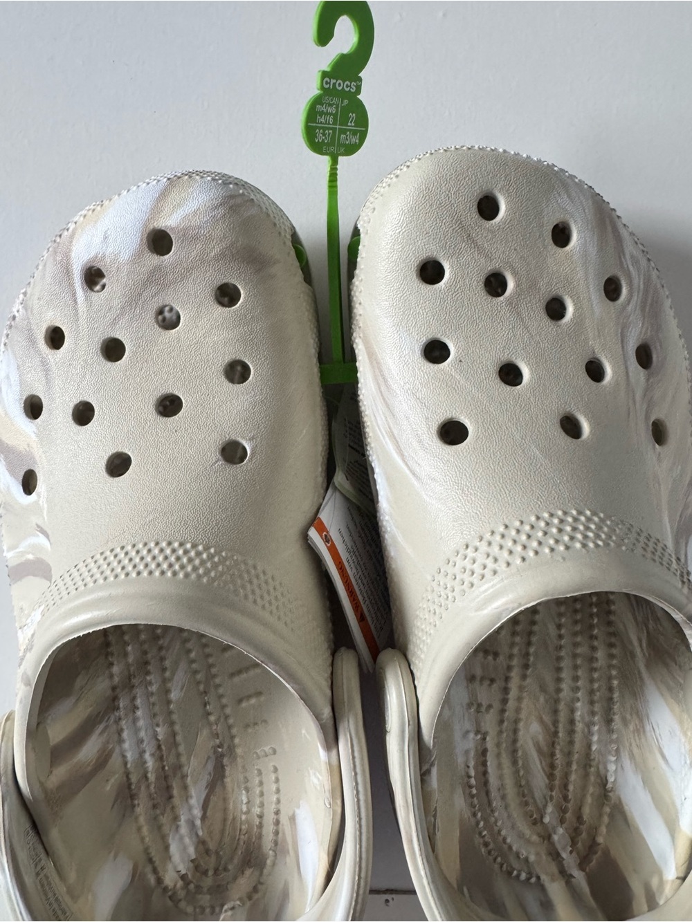 CROCS NWT Marbles Classic Clog
